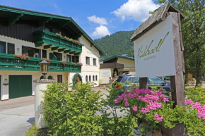 Mühlradl Apartments - contactless check-in Gosau